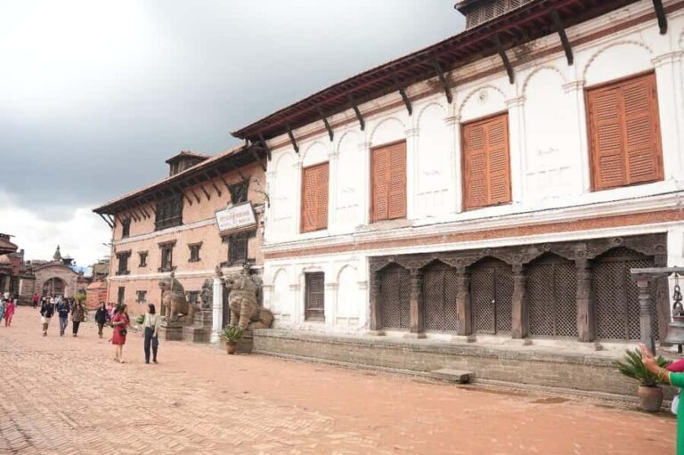 Bhaktapur: Visit 3+ Ponds, Durbarsquare & 5+ Food Testing - Why This Tour Works Well