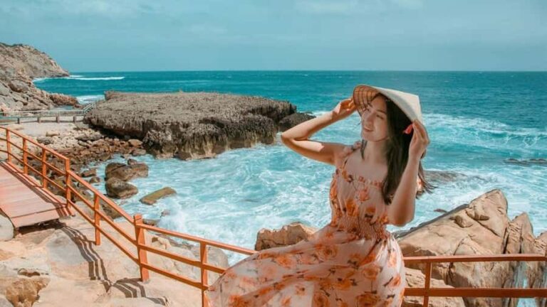 Binh Lap Tour Hang Rai - Sheep Field - Vinh Hy -Grape Garden - The Itinerary in Detail