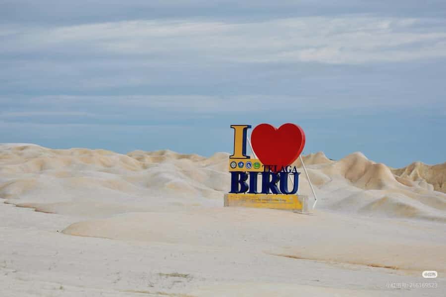 Bintan Desert & Blue Lake Tour With Lunch - The Sand Dunes of Bintan: A Sahara-Style Landscape