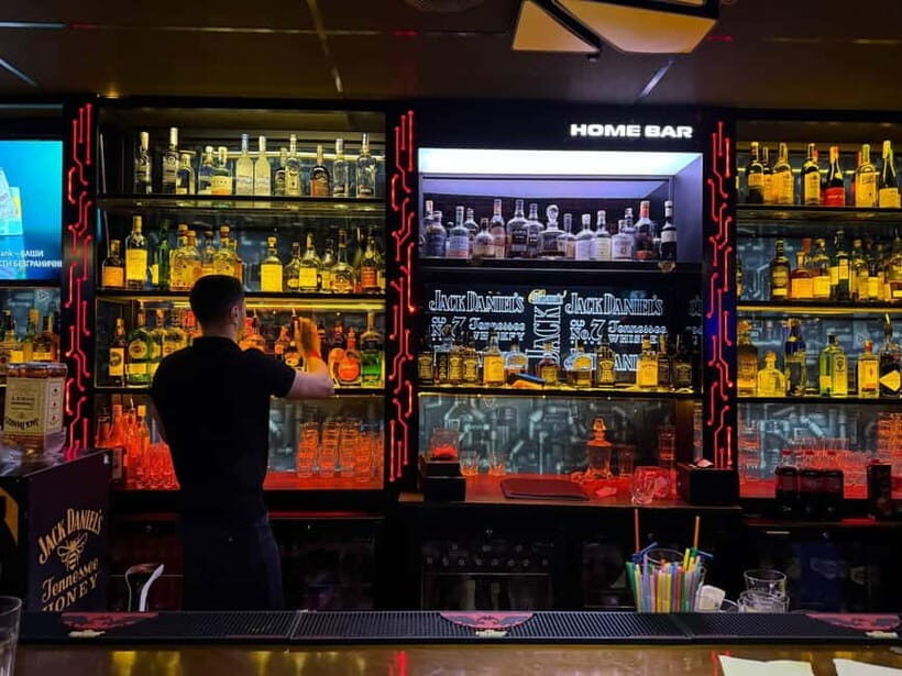 Bishkek Nightlife:How Metropolis Lives(Taste Crafted Drinks) - Who Will Love This Experience?