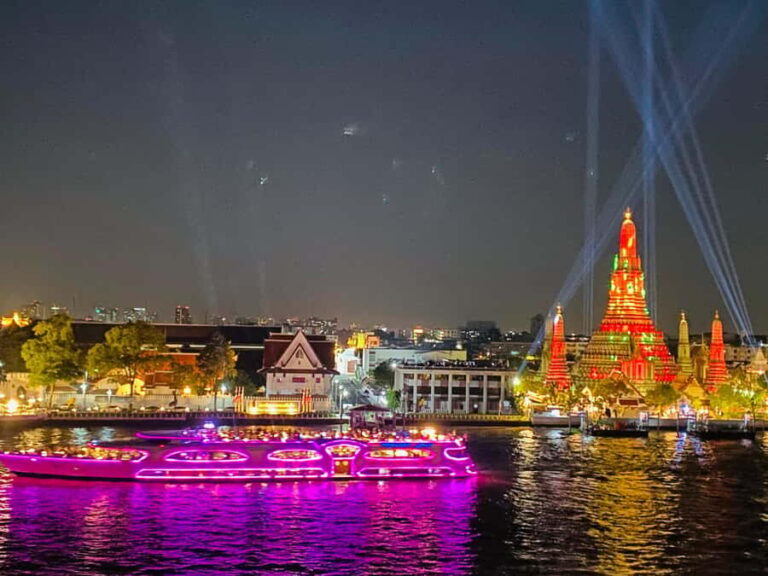 BKK:The Planet River Dinner Cruise &Upper desk Entertainment - Dining: Halal, Delicious, and Well-Prepared