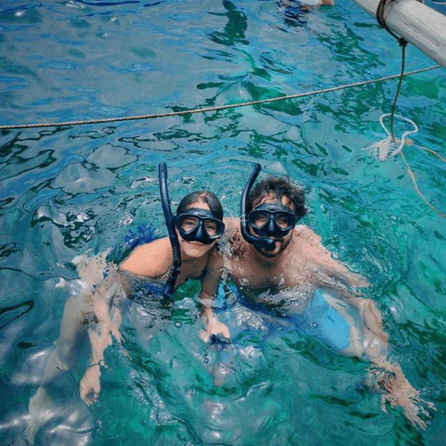 Boracay: Island Hopping with Lunch and Parasailing - Why This Tour Is Worth Considering