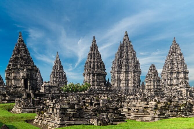 Borobudur (Climb Up), Sultan Palace - Tamansari, Prambanan Tour - Logistics and Experience Quality