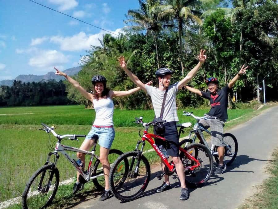 Borobudur Cycling & Elo River Rafting Adventure - What We Love About This Tour