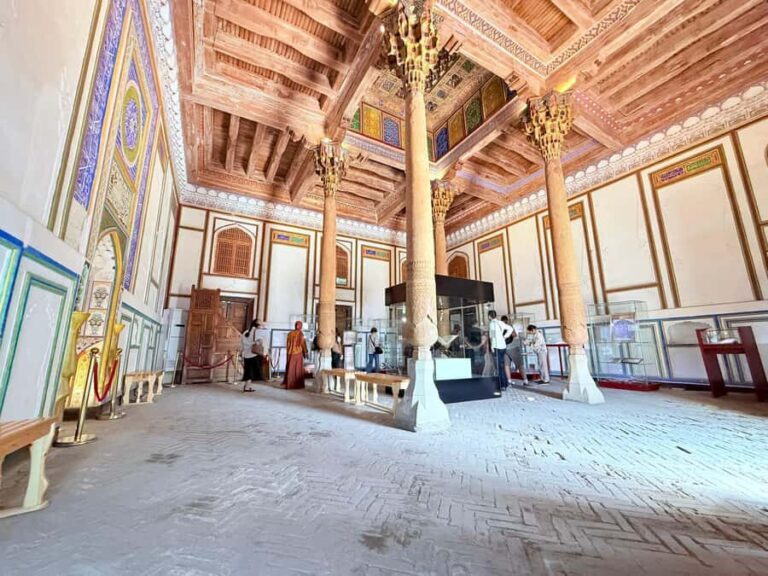 Bukhara: Private Walking Tour with Hotel Pickup - Who Would Enjoy This Tour?