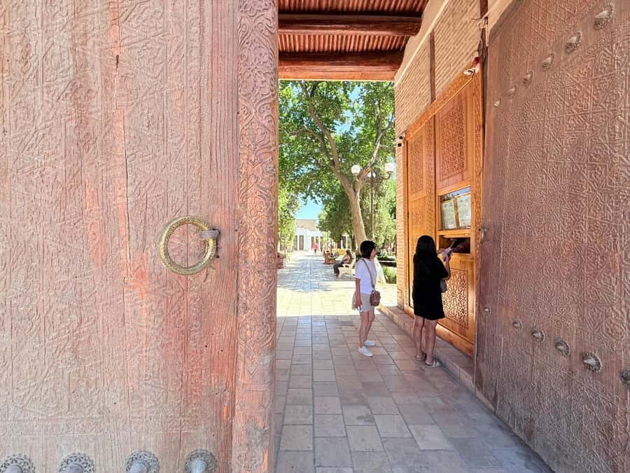 Bukhara: Summer Palace and City Outside Tour with Car - Why This Tour Offers Great Value