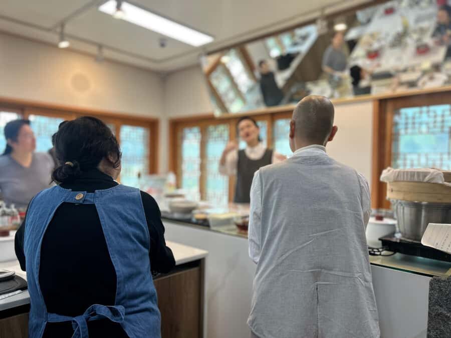 Busan: Beomeosa Temple Tour with Meal and Hike Option - What You Can Expect from the Experience