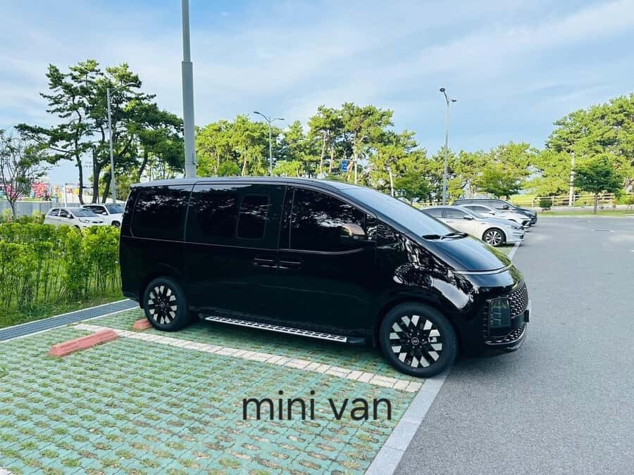 Busan: Full Day Group Tour to City Highlights with Pickup - The Experience in Detail