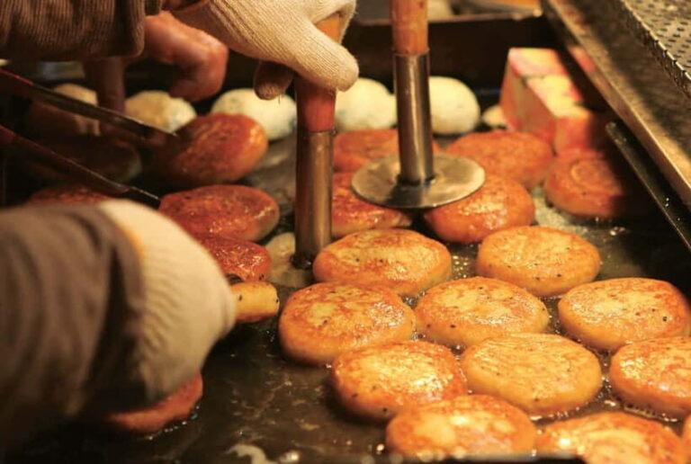 Busan: Gukje and Jagalchi Market Food Tour with Tastings - What To Expect: Highlights of the Tour