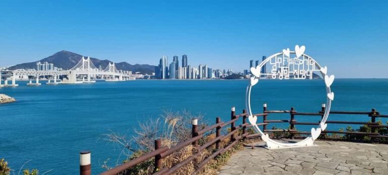 Busan Igidae Coastal Walk & Korean Pancake Experience - Exploring Yongho-dong and the Hidden Market