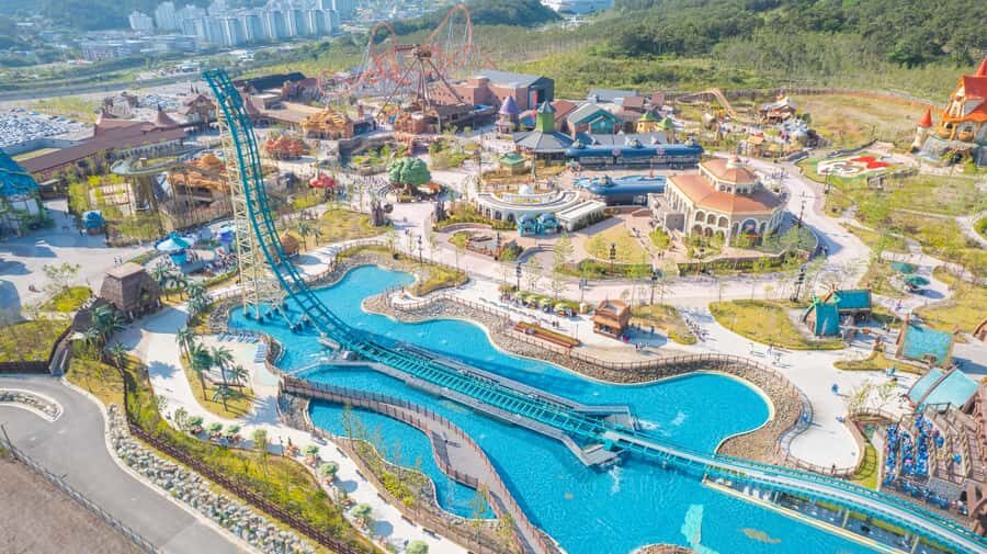 Busan: Lotte World Adventure Busan Entry Ticket - What to Expect: The Attractions and Zones
