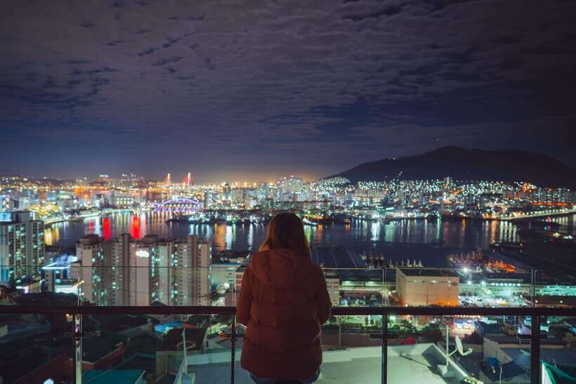 Busan Night Small Group Photo Tour (Max 7) - Why This Tour Works Well for Different Travelers