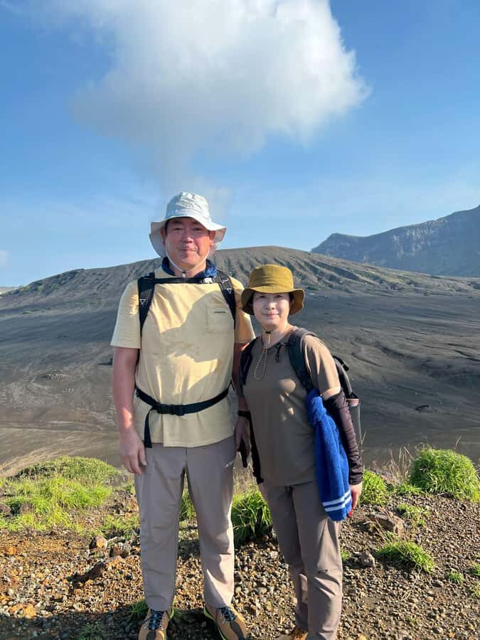 Caldera Trekking Tour with Coffeein Aso Nakadake Takadake) - Detailed Breakdown of the Itinerary