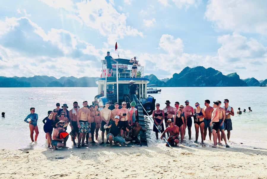 Cat Ba/Ha Noi: Night Kayaking with Glowing Plankton - Monkey Island: Hike and Sunset Magic