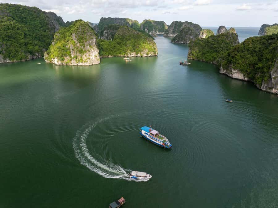 Cat Ba: Lan Ha-Halong Bay, Viet Hai Village, Monkey island - What to Expect and Practical Tips