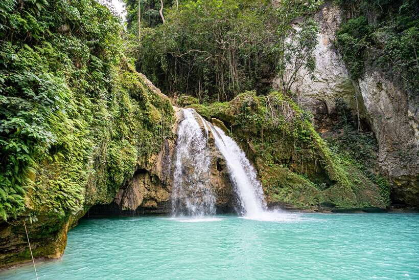 Cebu: Kawasan Canyoning, Moalboal Snorkeling, & Turtles Tour - Kawasan Falls: The heart of canyoning