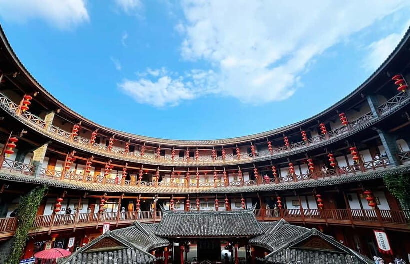 Chengdu Panda Base and Luodai Ancient Town One-Day Tour - What to Expect Throughout the Day