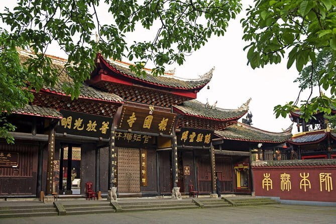 Chengdu Private Day Tour to Emei Mountain with Lunch and Cable Car Ride - Insights from Reviewers