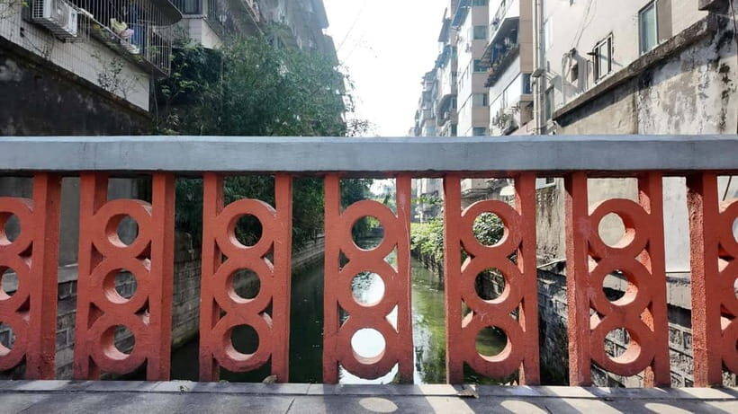 Chengdu: Yulin Block City Walk and Local Market Tour - The Itinerary in Detail