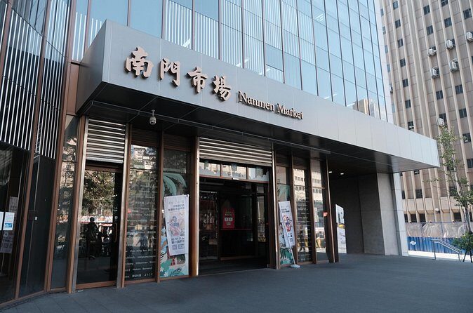Chiang Kai-Shek Memorial Hall and Nanmen Market - Who Will Love This Tour?