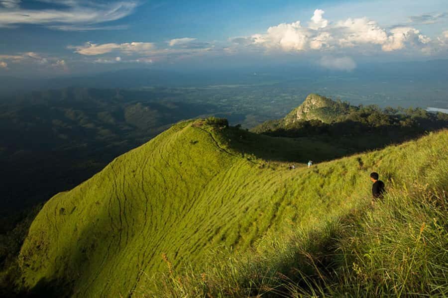 Chiang Mai: Chiang Dao Cave, 5 Hill Tribes & Viewpoint Tour - Transportation, Price, and Value
