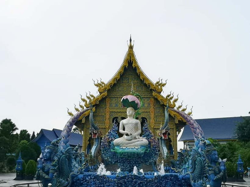 Chiang Mai: Chiang Rai Temples and Long-Neck Karen Village - Weighing the Experience: Pros and Cons