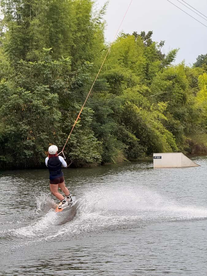 Chiang Mai: Ob Khan Canyon Walk & Lakehouse Day Trip - Lakehouse CNX: Water Fun and Relaxation