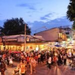 Chiang Mai Street Food Adventure with Locals - Who Is This Tour Best For?