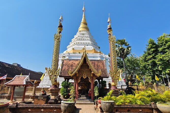 Chiang Mai Temples Visit Walking Tour with Ex-Monk Guide Part 2 - The Value Proposition