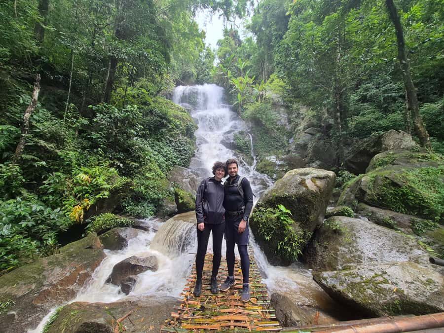 Chiang Rai: 2 Waterfalls and Wat Huay Pla Kang Day Trip - Authentic Thai Lunch & Local Flavors