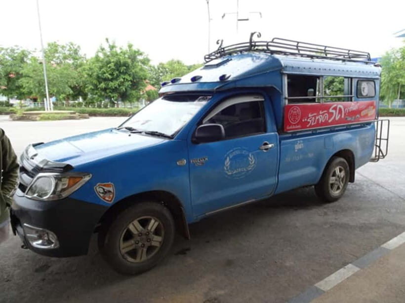 Chiang Rai: Half-Day Tuk-Tuk Temple Tour - Visiting the Temples: An In-Depth Perspective