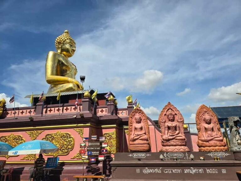 Chiang Rai: Private Tour with Driver and Custom Itinerary - The Practicalities: What to Expect and Tips