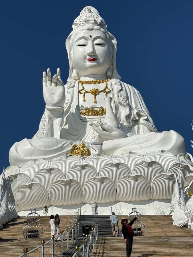 Chiang Rai's Premier Half Day: Icons, Café & Springs - The Itinerary Breakdown