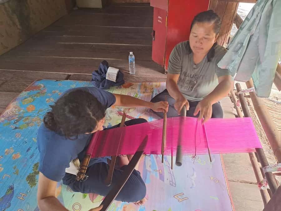 Chiangmai: Karen Weaving and Rafting Tour - Practical Details and What You Should Know