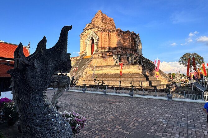 Chiangmai Temple And City Walking Tour with ex monk Part 1 - The Sum Up