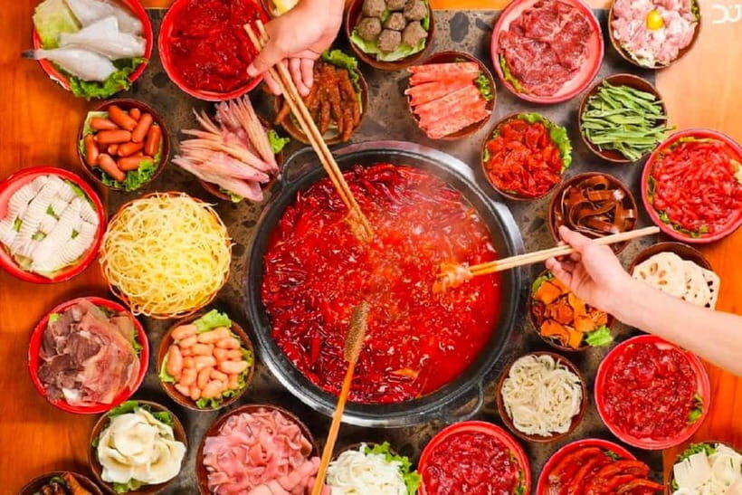 Chongqing: 1941 Theater + Hot Pot Private Group Day Tour - Cultural and Historical Highlights