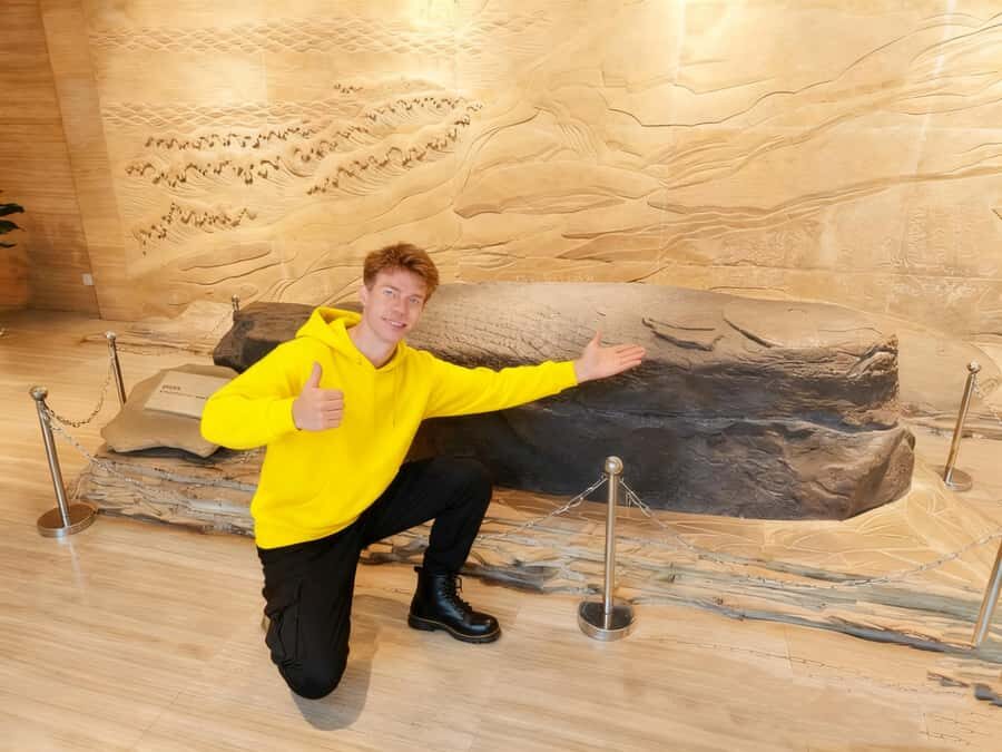 Chongqing: 816 Nuclear Plant&Baiheliang/Wuling Mountain Tour - What You Can Expect on This Private Chongqing Tour