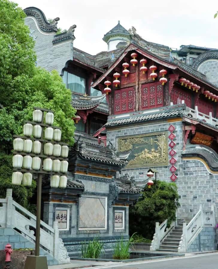 Chongqing Bishan: A Day with Wood Museum & Countryside Charm - Why This Tour Works Well