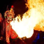 Chongqing: Face-Changing & Tea Art Show with Cultural Craft - Participating in a Cultural Craft