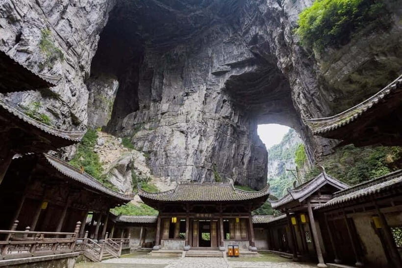 Chongqing: Wulong 2 Spots All-inclusive Luxury Private Trip - The Itinerary in Detail
