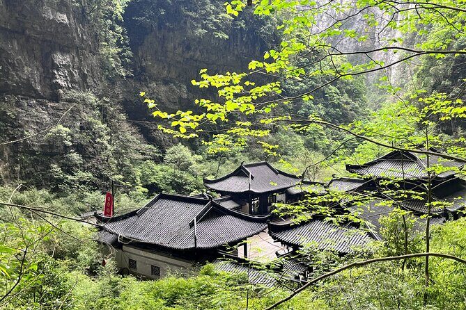 Chongqing Wulong: All inclusive luxury private trip to 2 spots - What Sets This Tour Apart?