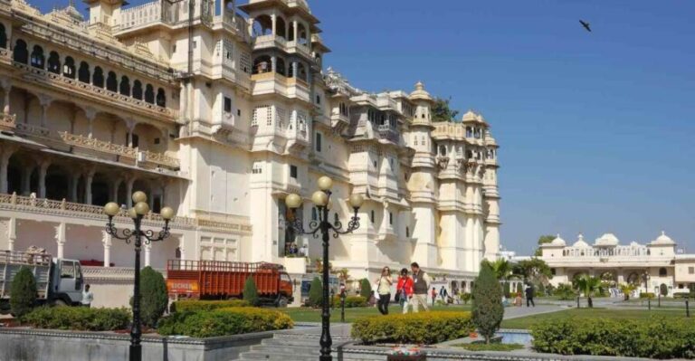 City Palace Udaipur Express visits with english speaks guide - What Makes This Tour Stand Out?