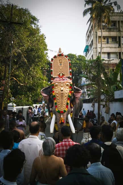 Coimbatore: Thrissur and Guruvayur Tour with Transfers - The Experience: A Closer Look at the Tour