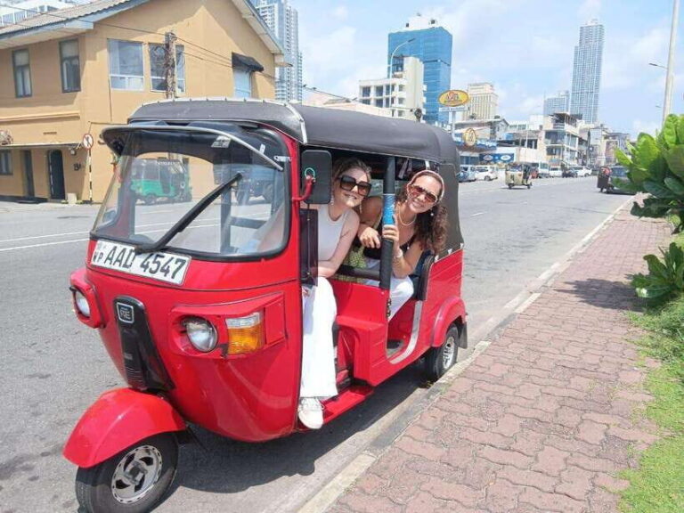 Colombo: Private All-Inclusive Guided Tuk-Tuk City Tour - A Closer Look at the Itinerary