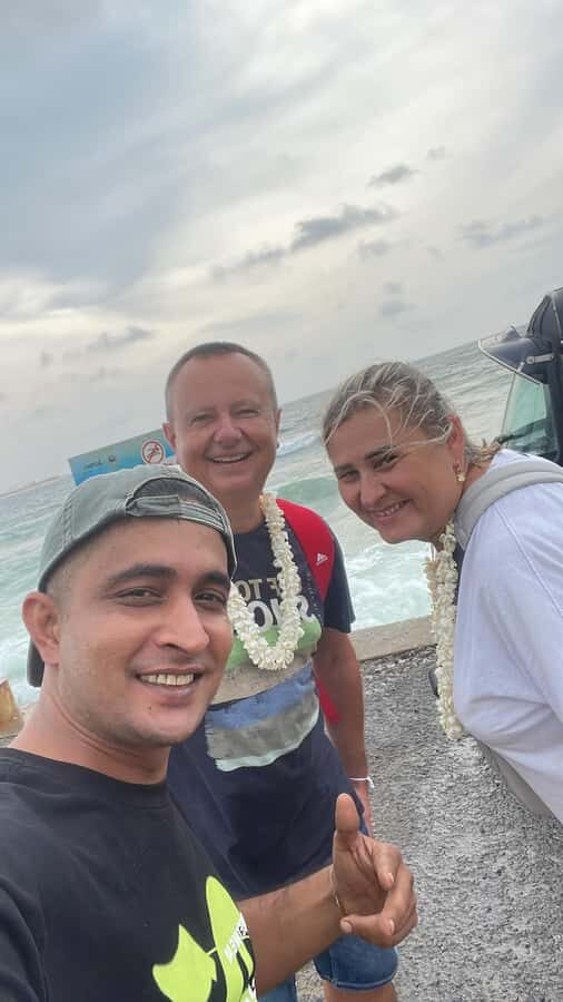 Colombo: Private Tuk-Tuk City Tour with Guide & All Tickets - What the Tour Feels Like in Practice