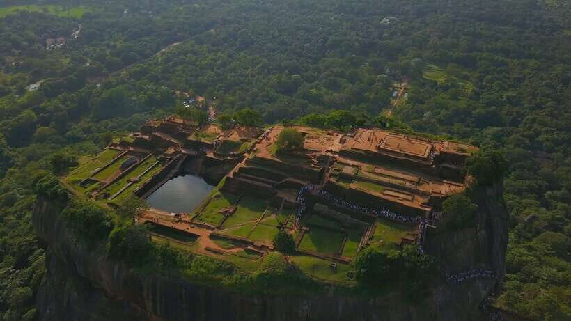 Colombo: Sigiriya Rock, Cave Temple & Village Private Tour - Why This Tour Offers Good Value