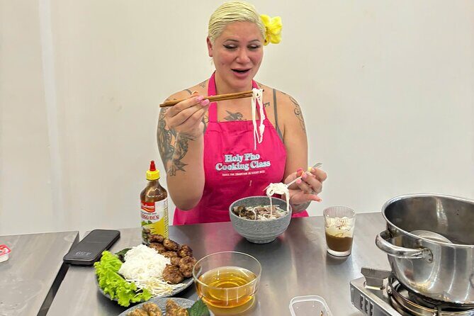 Cook 4 Local Vietnamese Dishes In Pink-themed Class & Market Tour - The Market Tour: Real Local Flavors and Stories