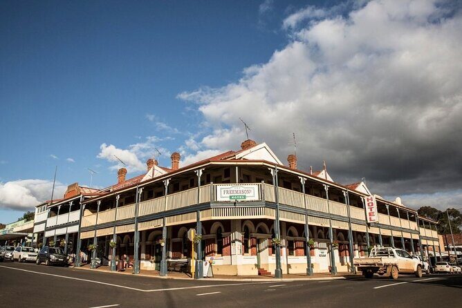 Crimson Cider Mystery Clue Hunt in Historic Bridgetown - What Makes This Tour Special?
