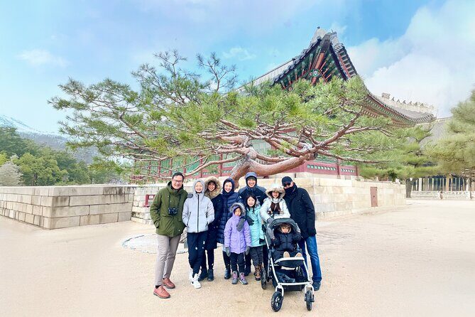 Customizable Seoul Private Tour Palaces Food and Markets - What Makes This Tour Stand Out?