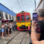 Damnoen : Train Market,Canal Life & Suspension Bridge Scenic - Deep Dive: The Itinerary Breakdown
